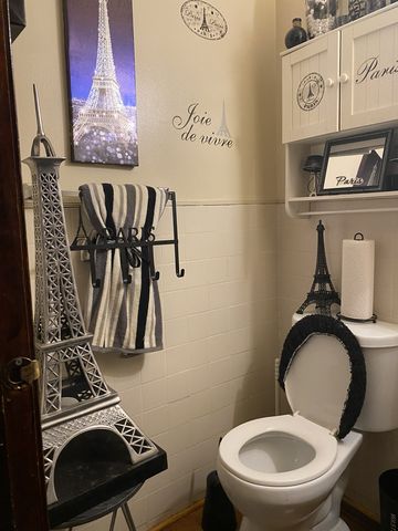 1115 Williamsburg Road, Country Club Hills, IL 60478