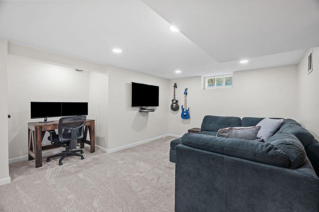 2828 Alabama Avenue S, Saint Louis Park, MN 55416