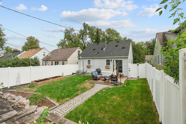 2828 Alabama Avenue S, Saint Louis Park, MN 55416