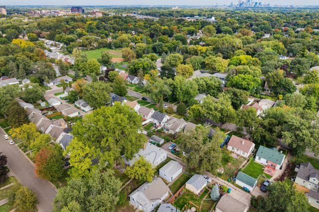 2828 Alabama Avenue S, Saint Louis Park, MN 55416