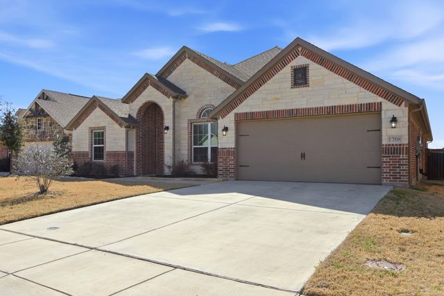 1708 Stanchion Court, Weatherford, TX 76087