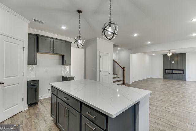 1003 Lakeview, Commerce, GA 30529