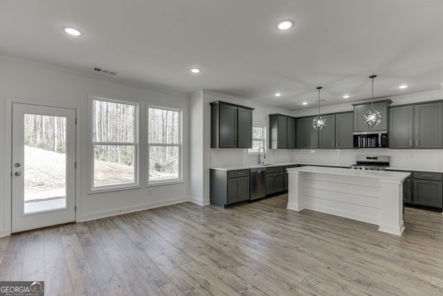 1003 Lakeview, Commerce, GA 30529