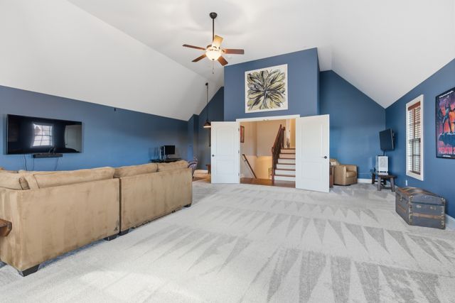 805 Queen Annes Ct, Nolensville, TN 37135