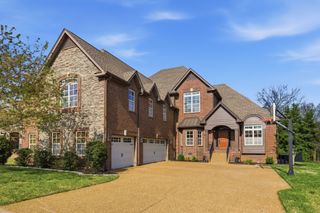 805 Queen Annes Ct, Nolensville, TN 37135