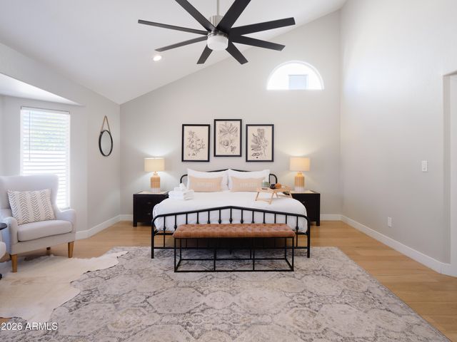 5612 E GRANDVIEW Road, Scottsdale, AZ 85254