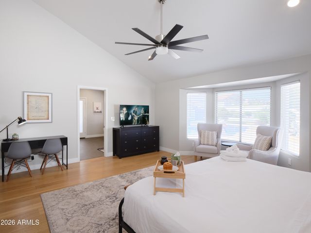 5612 E GRANDVIEW Road, Scottsdale, AZ 85254
