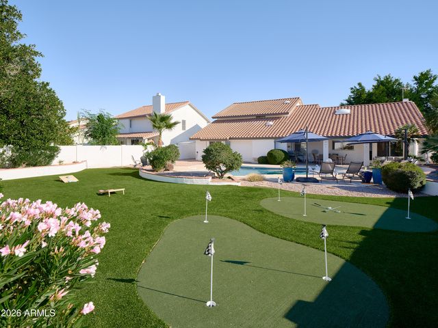5612 E GRANDVIEW Road, Scottsdale, AZ 85254