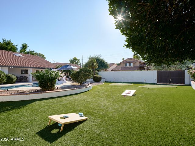 5612 E GRANDVIEW Road, Scottsdale, AZ 85254