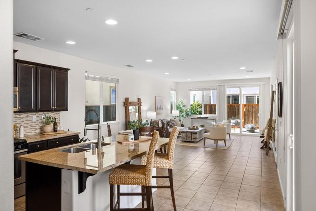 7721 Oregano Way, Gilroy, CA 95020