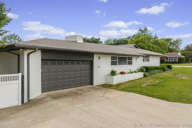 902 P. Street SW, Ardmore, OK 73401