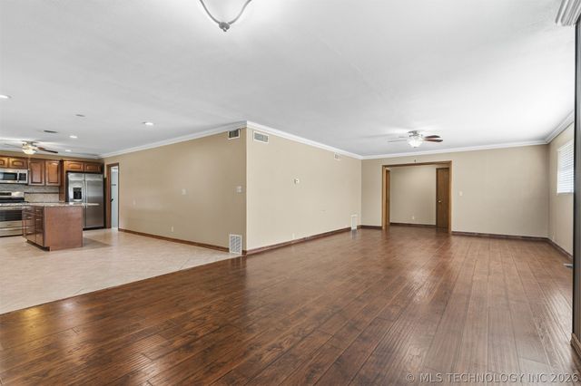 902 P. Street SW, Ardmore, OK 73401