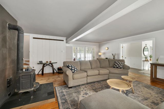 815 Dodge Hill Road, Francestown, NH 03043