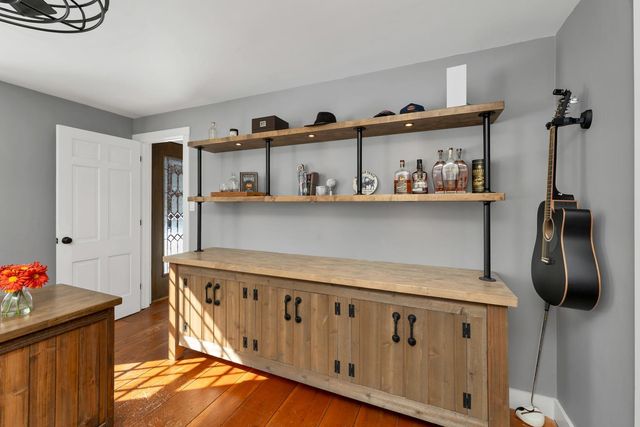 815 Dodge Hill Road, Francestown, NH 03043