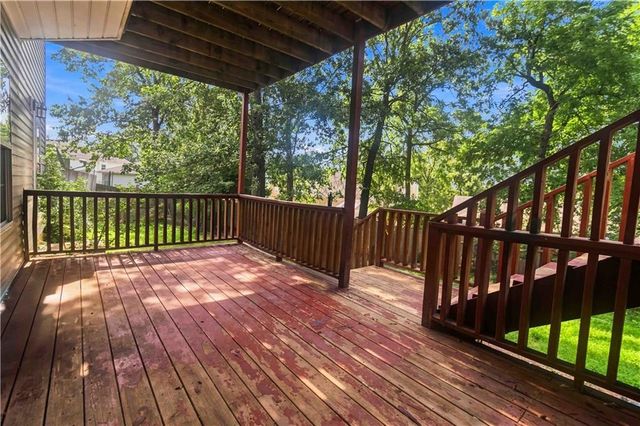 16915 E 41st Terrace S, Independence, MO 64055