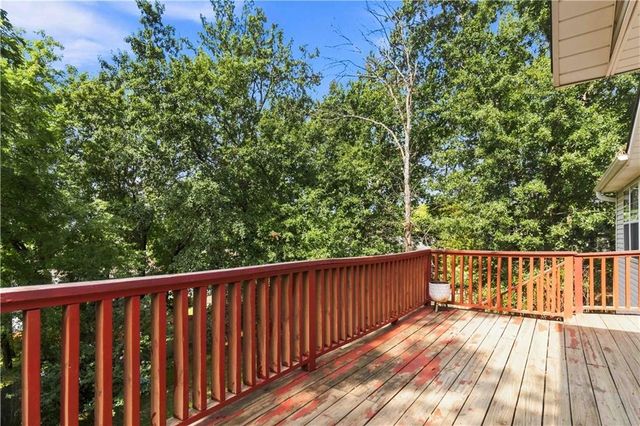16915 E 41st Terrace S, Independence, MO 64055