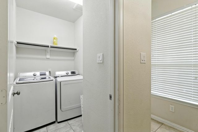 1627 Northwood Springs Drive, Crosby, TX 77532