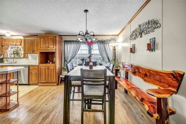 27202 Cook Road 95, Olmsted Twp, OH 44138