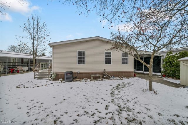 27202 Cook Road 95, Olmsted Twp, OH 44138