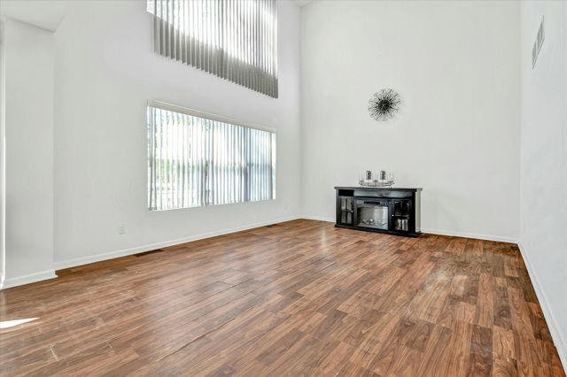 1814 Dalemont Way, Dyer, IN 46311