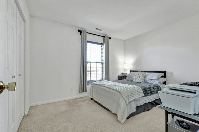 1814 Dalemont Way, Dyer, IN 46311