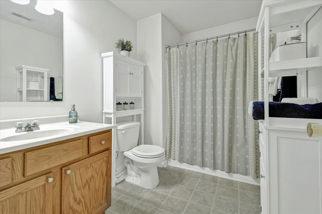 1814 Dalemont Way, Dyer, IN 46311