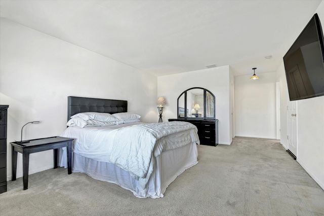 1814 Dalemont Way, Dyer, IN 46311