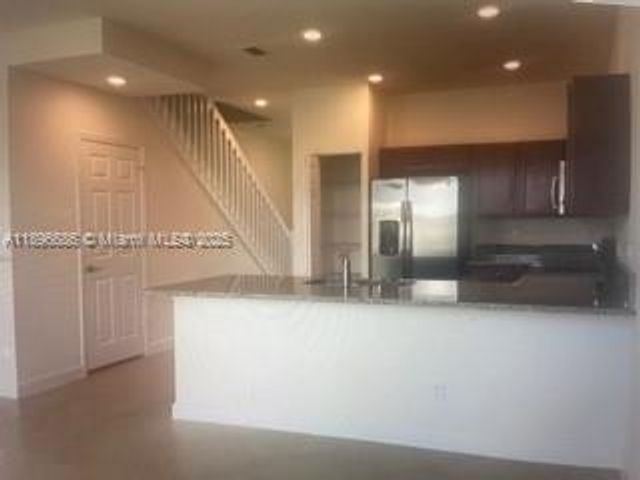 5259 Ashley River Rd, West Palm Beach, FL 33417