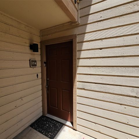 16301 Ledgemont Lane 174, Addison, TX 75001