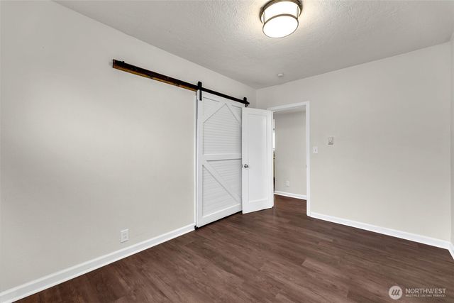 807 N 8th Avenue, Kelso, WA 98626