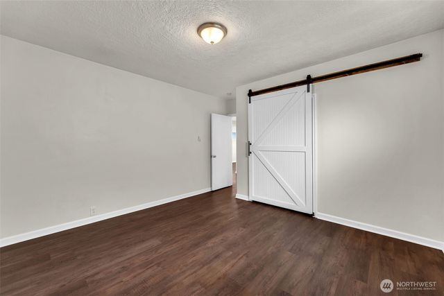 807 N 8th Avenue, Kelso, WA 98626
