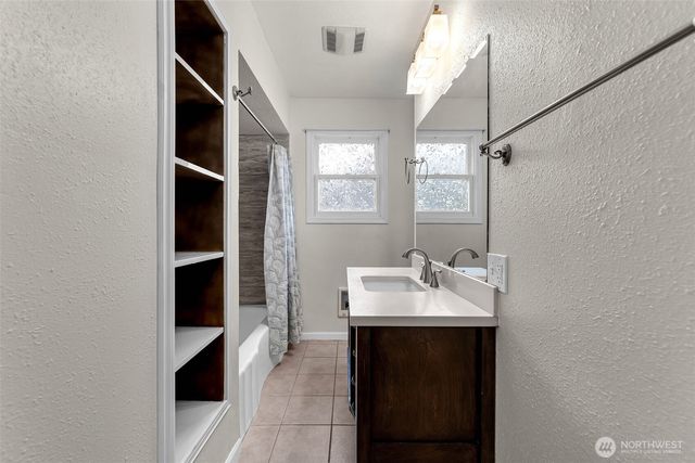 807 N 8th Avenue, Kelso, WA 98626