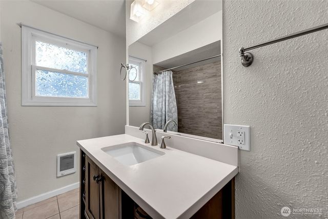 807 N 8th Avenue, Kelso, WA 98626