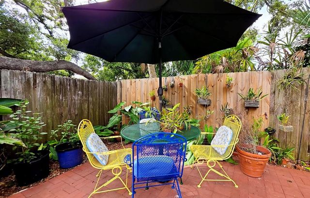2310 HICKORY AVENUE, Sarasota, FL 34234
