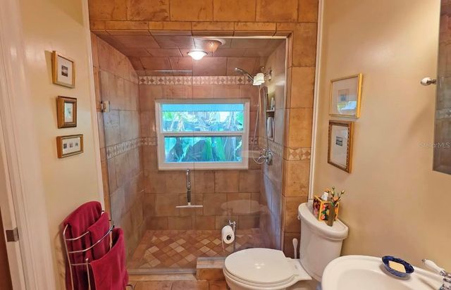 2310 HICKORY AVENUE, Sarasota, FL 34234