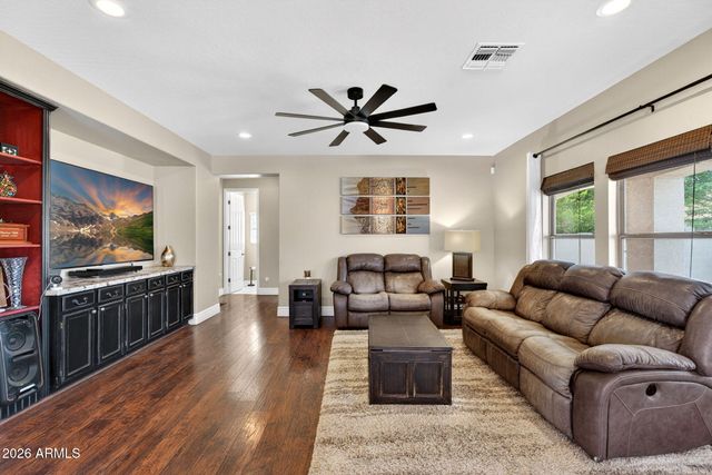 19786 E THORNTON Road, Queen Creek, AZ 85142