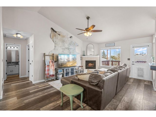 917 N 7th Pl, Johnstown, CO 80534