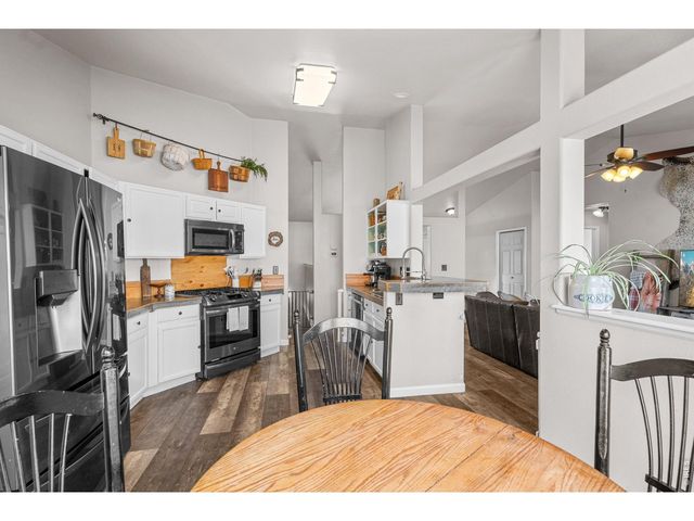 917 N 7th Pl, Johnstown, CO 80534