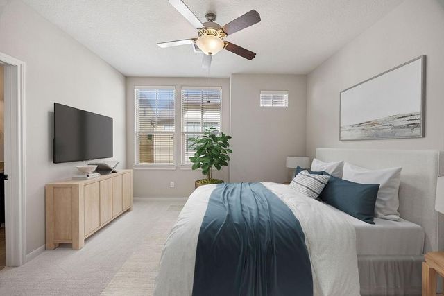 2415 Beall Street, Houston, TX 77008