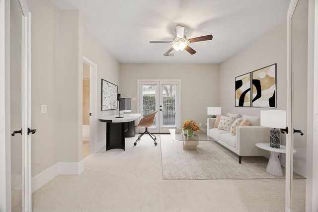 2415 Beall Street, Houston, TX 77008