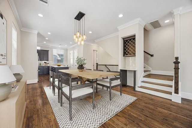 2415 Beall Street, Houston, TX 77008