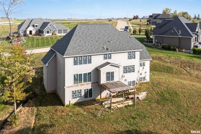 19468 250TH Avenue, Bettendorf, IA 52722