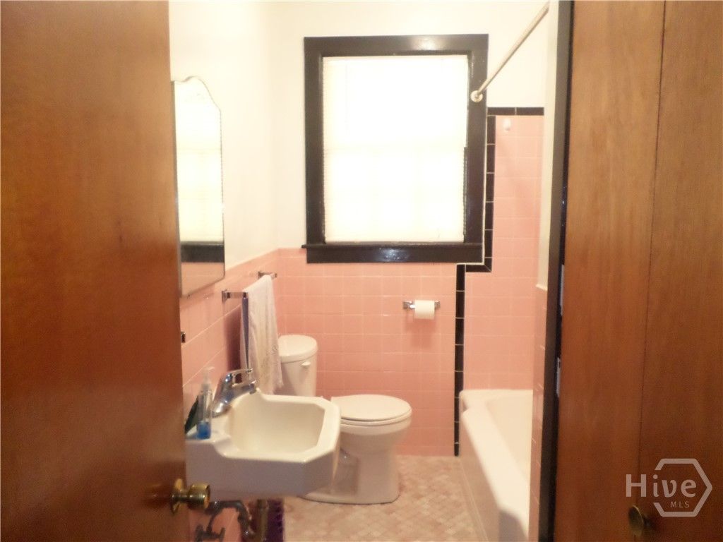 Image 14 of property listing at 8705 Ferguson Avenue, Savannah, GA 31406