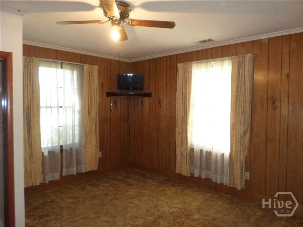 Image 18 of property listing at 8705 Ferguson Avenue, Savannah, GA 31406