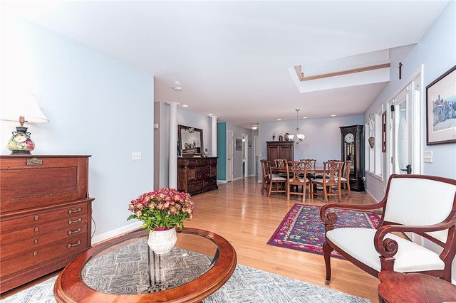 30 Clifford Drive, Westerly, RI 02891