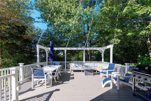 30 Clifford Drive, Westerly, RI 02891