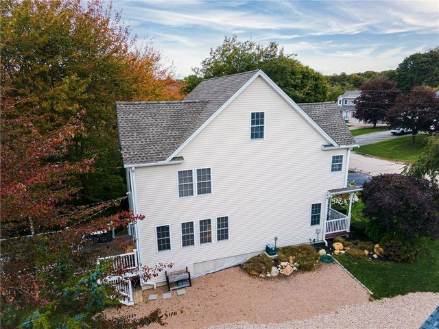 30 Clifford Drive, Westerly, RI 02891