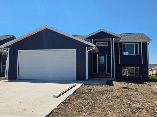 441 YELNER DR, Box Elder, SD 57719