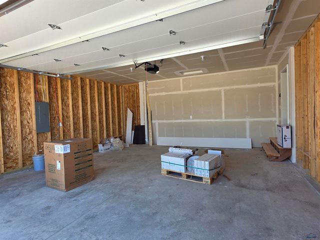 441 YELNER DR, Box Elder, SD 57719