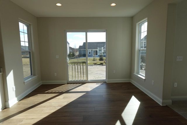 1795 Arbor Vista PLACE, West Bend, WI 53095